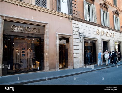 via dei condotti gucci|via dei condotti shopping.